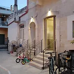 Apartment Casa Di Chiarina, Primo Piano E Piano Terra Binetto