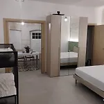 Casa Di Chiarina, Primo Piano E Piano Terra Apartment