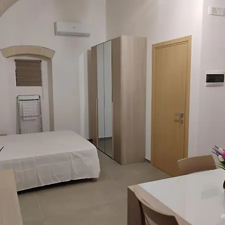 Casa Di Chiarina, Primo Piano E Piano Terra Apartamento