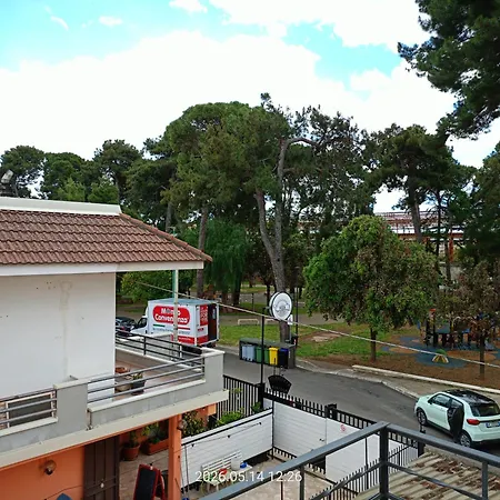 Casa Di Chiarina Con Parcheggio Gratuito Nel Cortile Privato Binetto