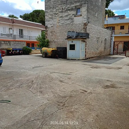 Casa Di Chiarina Con Parcheggio Gratuito Nel Cortile Privato Apartment Binetto
